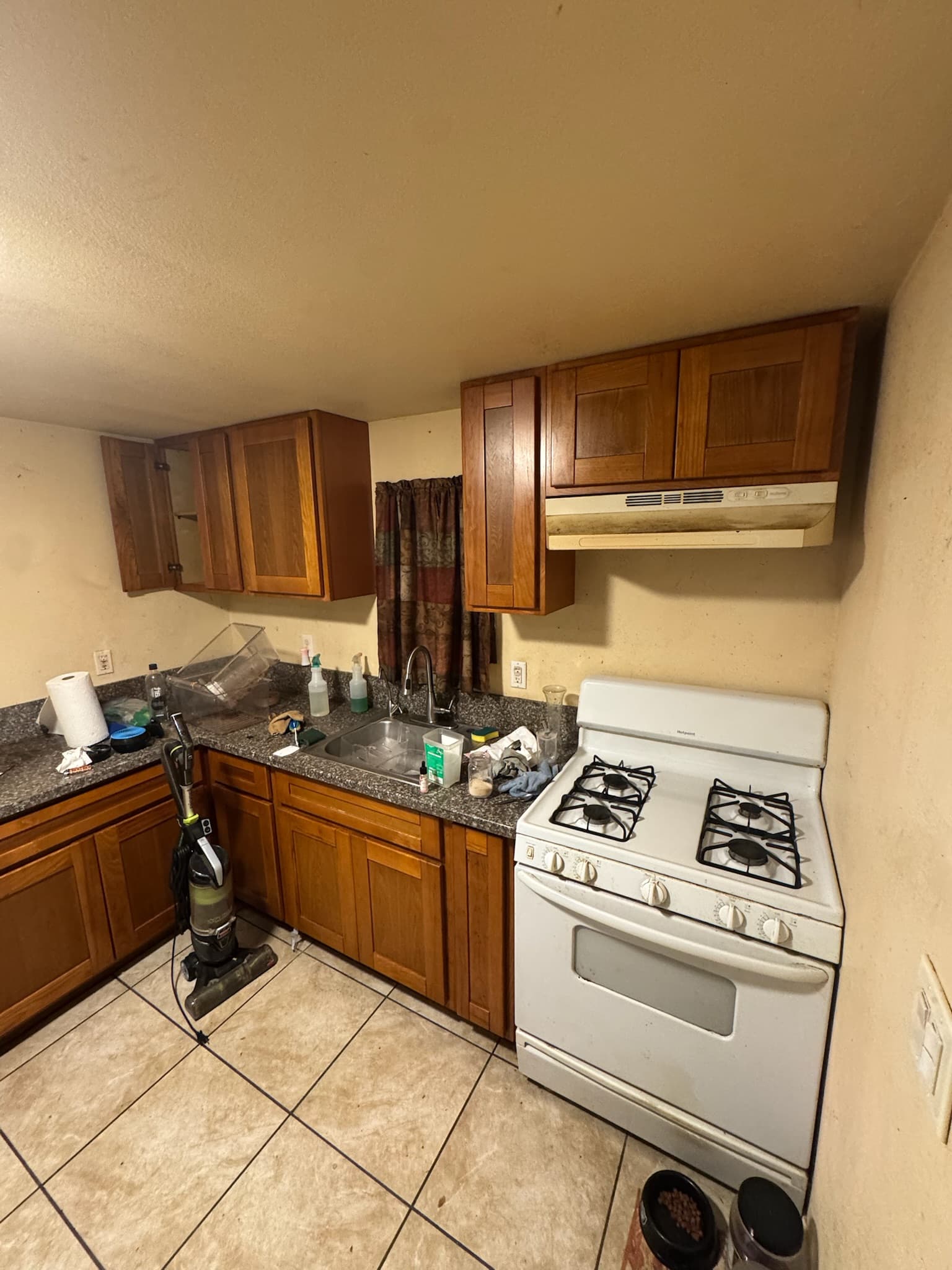 Sacramento home remodel – view 2 – before construction